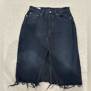 Levi's Dark Gray Denim skirt frayed hem